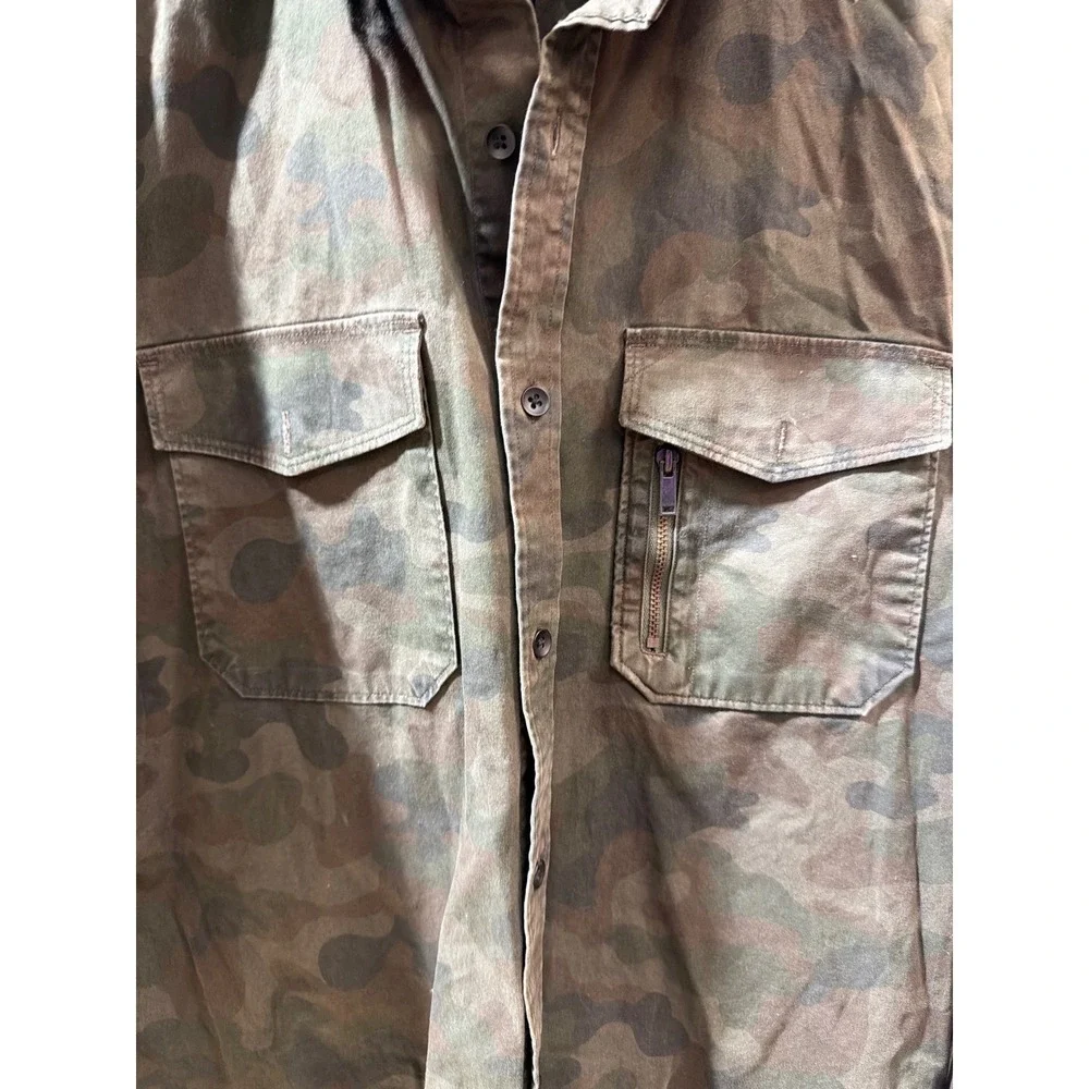 Banana Republic Soft Wash Camo Button Down Shirt Mens Medium Gr Utility Pocket